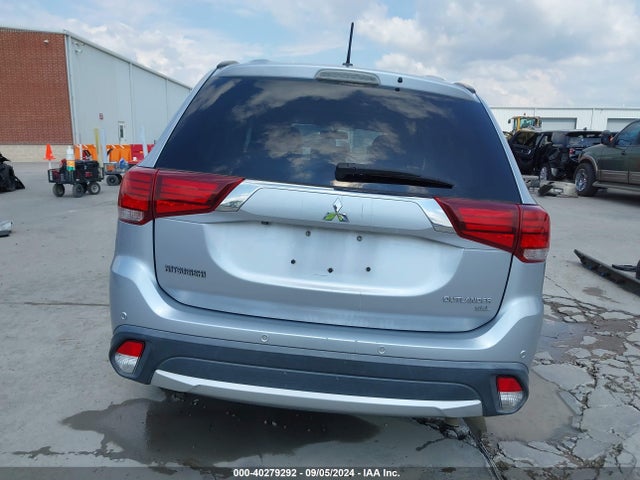 Mitsubishi Outlander Se/sel 2016 JA4AD3A38GZ035887 Image 17