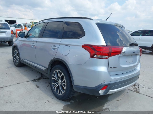 2016 MITSUBISHI OUTLANDER JA4AD3A38GZ035887 Photo 2