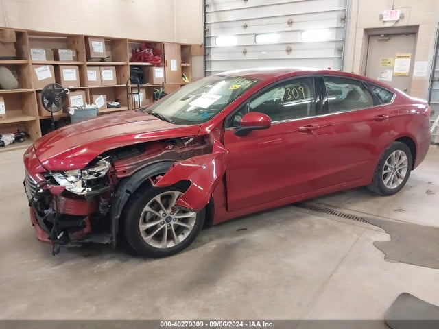 Ford FUSION SE 2020 3FA6P0HD1LR232887 Image 2