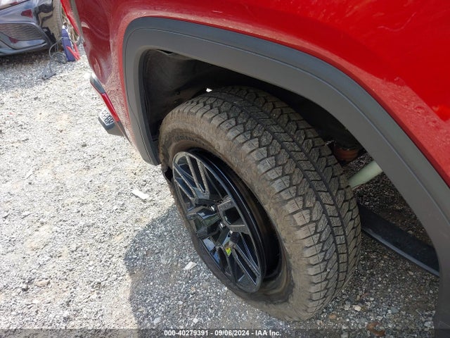 3GTUUCED2RG248522 GMC Sierra 1500 4wd  Short Box Elevation With 3sb