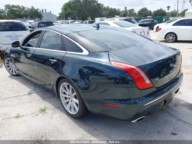 2015 JAGUAR XJ SAJWJ1CD0F8V75352 Photo 2