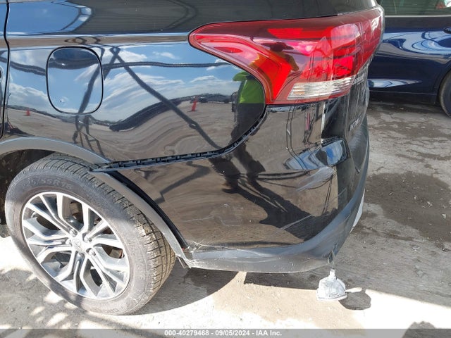 Mitsubishi Outlander Se 2016 JA4AD3A33GZ056422 Image 12