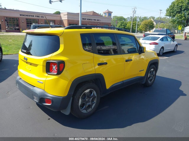 ZACCJABH8FPB80883 Jeep Renegade Latitude