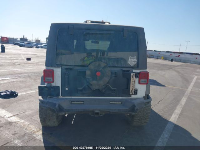 1C4BJWDG3JL838894 Jeep Wrangler Jk Unlimited Sport S 4x4