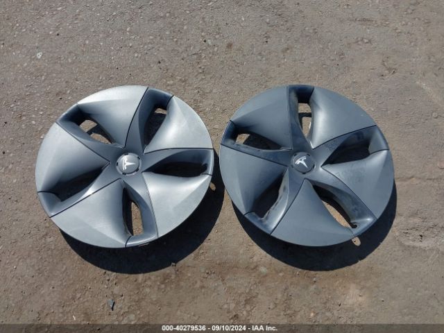 5YJ3E1EA0LF661958 Tesla Model 3 Standard Range Plus Rear-wheel Drive/standard Range Rear-wheel Drive