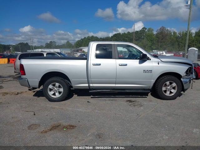 1C6RR7GG5HS583679 RAM 1500 Slt Quad Cab 4x4 6'4 Box