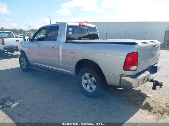 1C6RR7GG5HS583679 RAM 1500 Slt Quad Cab 4x4 6'4 Box