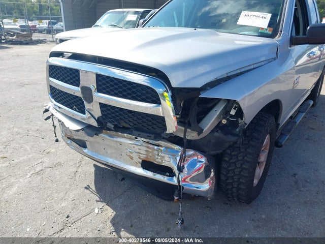 1C6RR7GG5HS583679 RAM 1500 Slt Quad Cab 4x4 6'4 Box