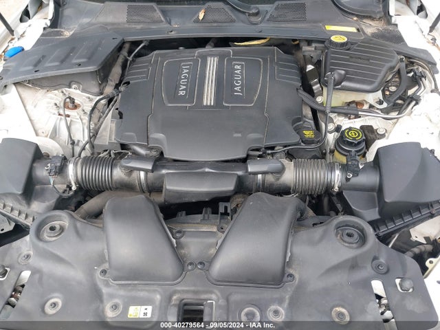 2012 JAGUAR XJ SAJWA2GB8CLV23488 Photo 9