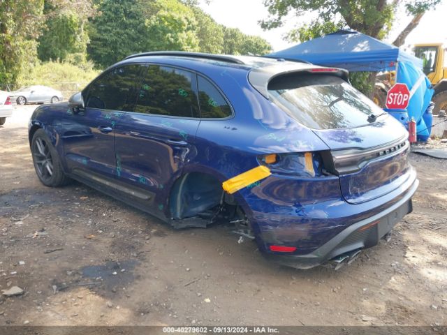 2023 PORSCHE MACAN WP1AA2A55PLB01372 Photo 2