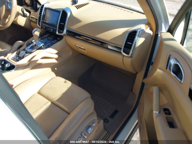 2012 PORSCHE CAYENNE WP1AA2A2XCLA09951 Photo 4