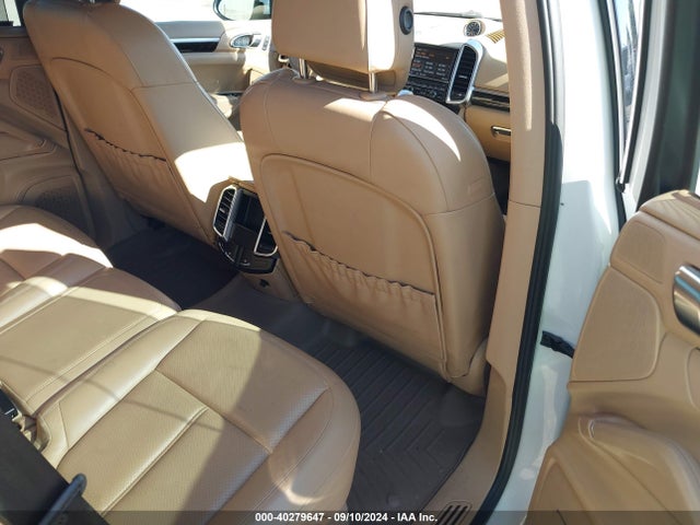 2012 PORSCHE CAYENNE WP1AA2A2XCLA09951 Photo 7