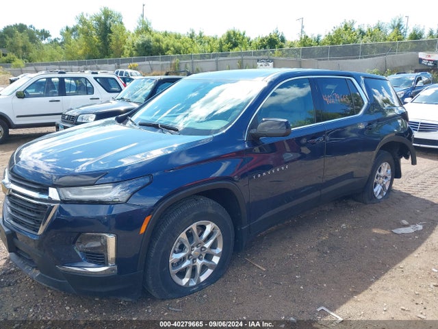 Chevrolet Traverse Awd Ls 2023 1GNEVFKW9PJ113257 Image 2