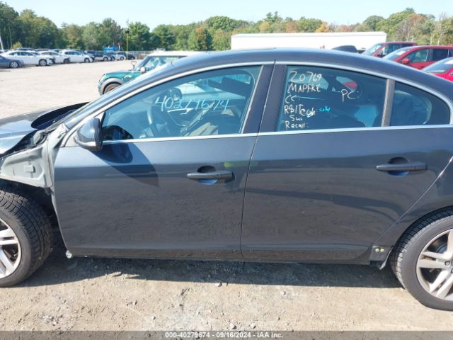 YV1612FH4E2286148 Volvo S60 T5