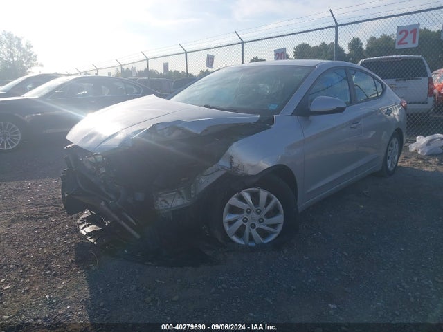 Hyundai ELANTRA SE 2019 5NPD74LF9KH464964 Image 2