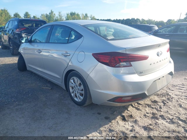 Hyundai ELANTRA SE 2019 5NPD74LF9KH464964 Image 3