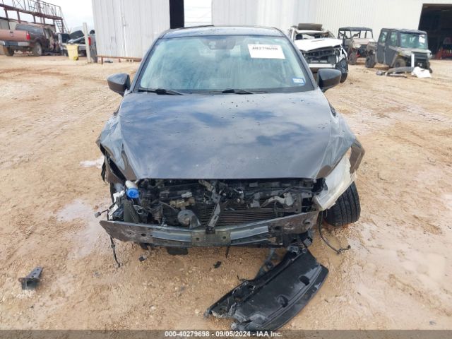 3MYDLBYV7JY302866 Toyota YARIS IA