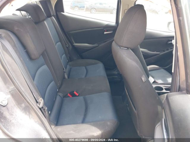 3MYDLBYV7JY302866 Toyota YARIS IA