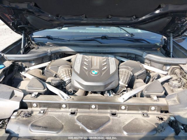 5UXCX6C04M9F92111 BMW X7 M50i