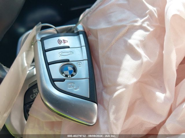 5UXCX6C04M9F92111 BMW X7 M50i