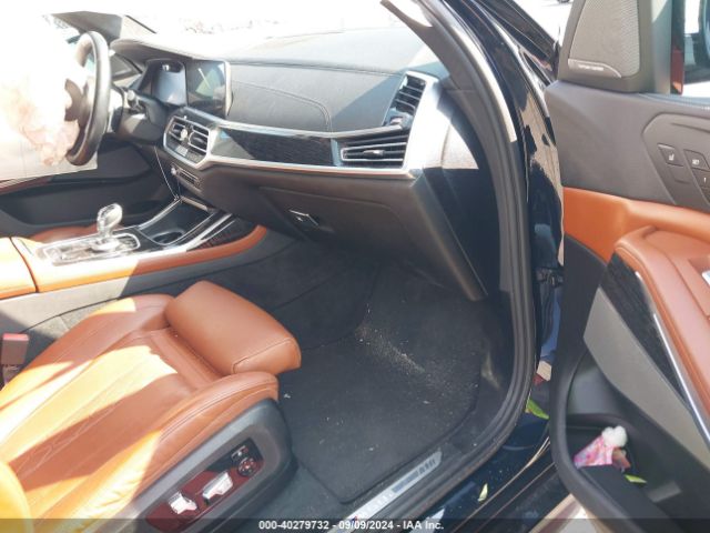 5UXCX6C04M9F92111 BMW X7 M50i