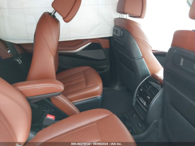 5UXCX6C04M9F92111 BMW X7 M50i