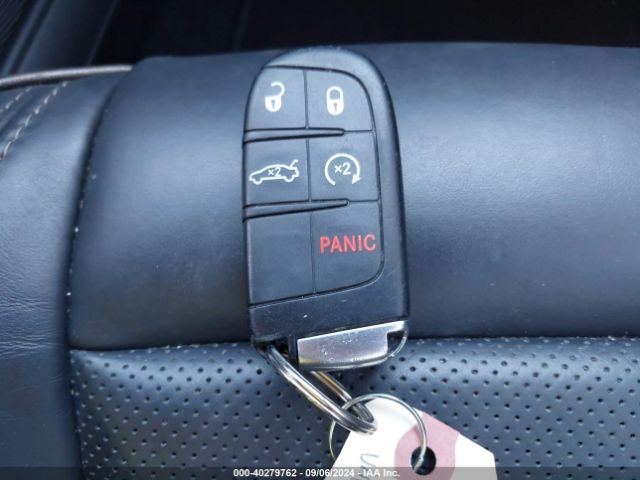 1C3CCCEG7FN620372 Chrysler 200 C