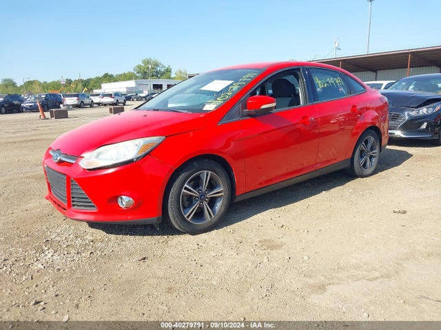 Ford FOCUS SE 2014 1FADP3F27EL320774 Image 2