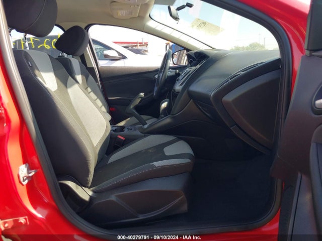Ford FOCUS SE 2014 1FADP3F27EL320774 Image 5