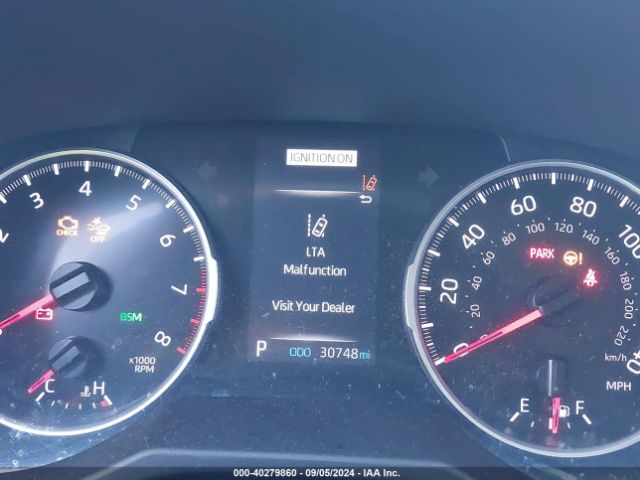 2T3C1RFV1NW231672 Toyota Rav4 Xle Premium