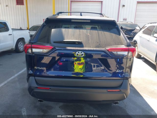 2T3C1RFV1NW231672 Toyota Rav4 Xle Premium