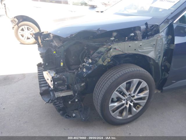 2T3C1RFV1NW231672 Toyota Rav4 Xle Premium