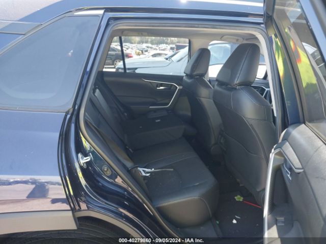 2T3C1RFV1NW231672 Toyota Rav4 Xle Premium
