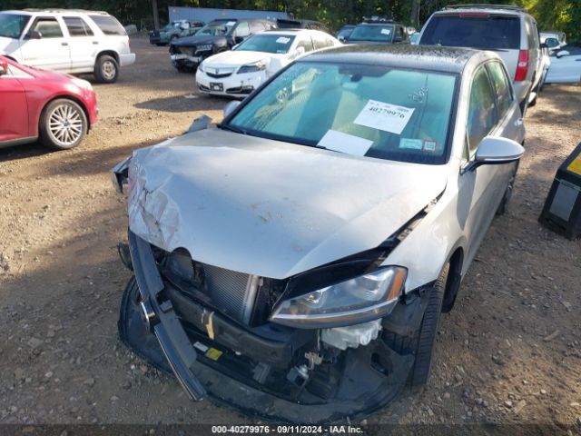 3VW217AU5FM029965 Volkswagen Golf Tsi Se 4-door