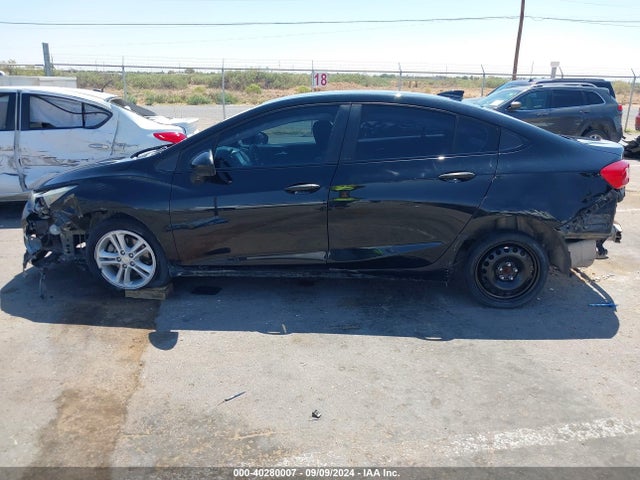 Chevrolet Cruze 2017 1G1BE5SMXH7217803 Image 16