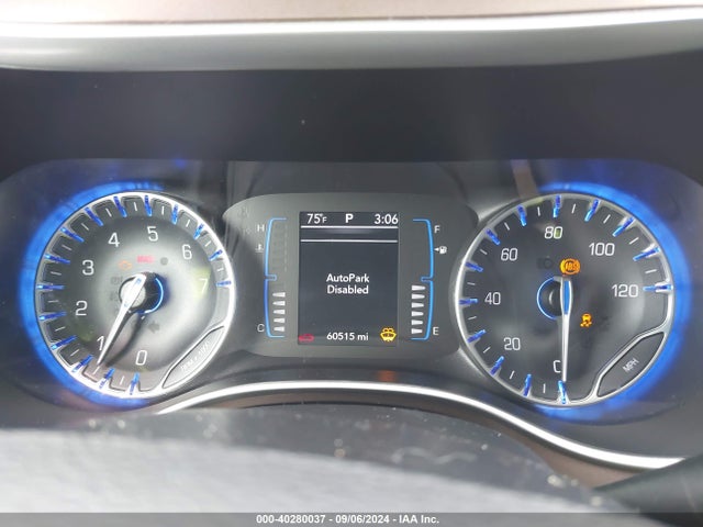 2C4RC1BG0KR555053 Chrysler Pacifica Touring L