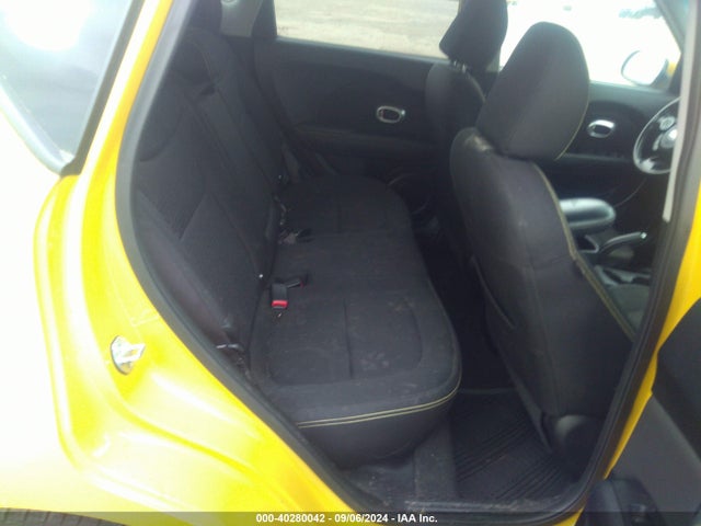 KNDJP3A53E7015828 KIA SOUL +