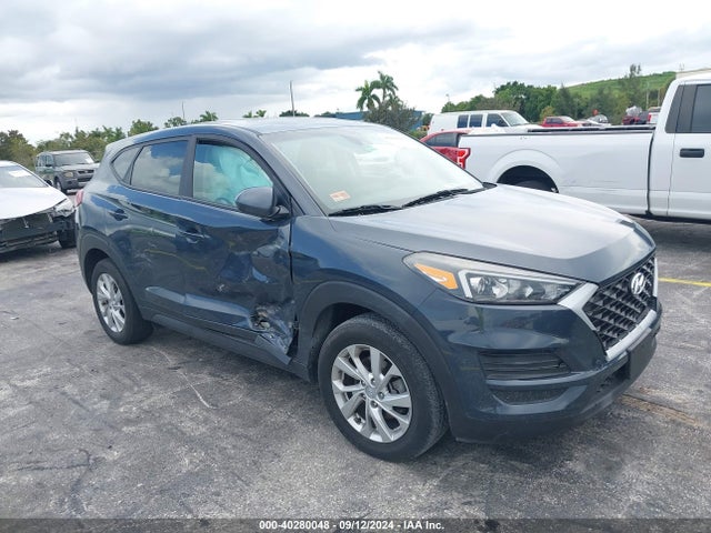 Hyundai TUCSON SE 2019 KM8J23A45KU930985 Image 1
