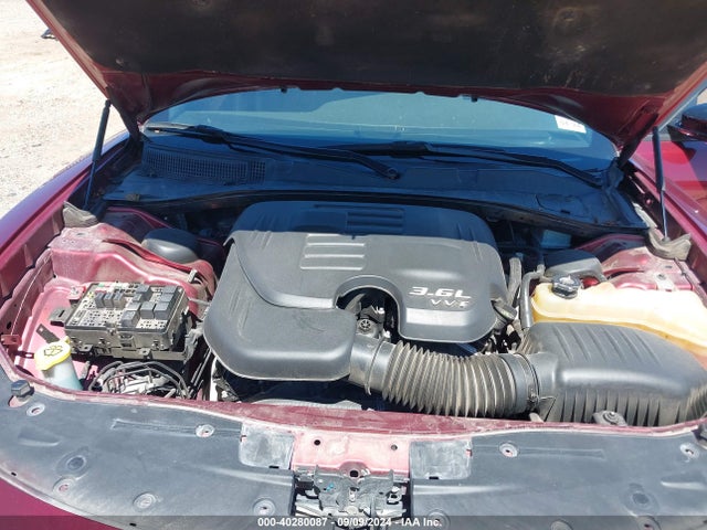 Auction sale of the 2018 Dodge Charger Sxt Rwd, vin: 2C3CDXBG2JH188008, lot number: 40280087