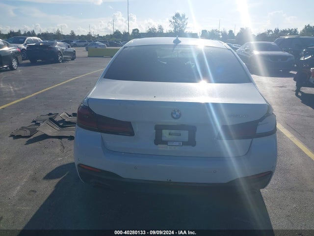 WBA53BH04MWX25338 BMW 530I