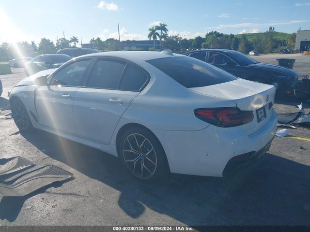 WBA53BH04MWX25338 BMW 530I