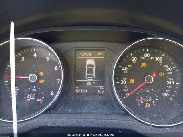 1VWAT7A33HC020554 Volkswagen Passat 1.8t S