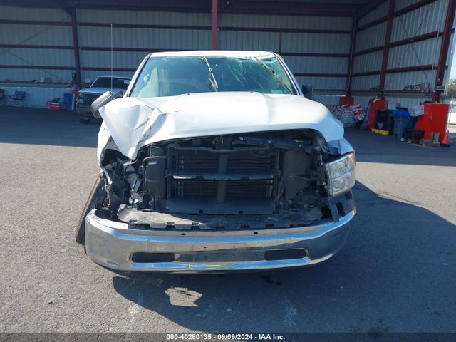1C6RR7TT5KS614827 RAM 1500 Classic Slt  4x4 6'4 Box