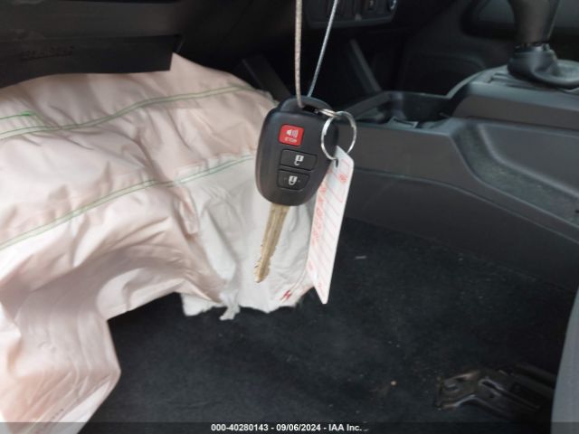 3TYCZ5AN7NT098995 Toyota Tacoma Sr V6