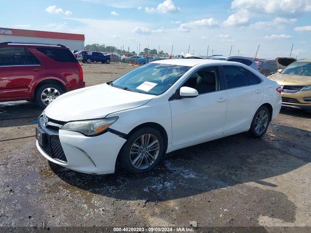 Toyota CAMRY SE 2015 4T1BF1FK6FU913929 Image 2
