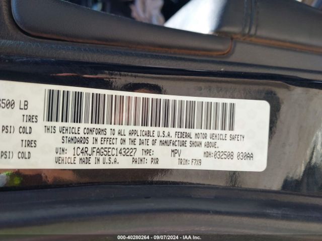 1C4RJFAG5EC143227 Jeep Grand Cherokee Laredo