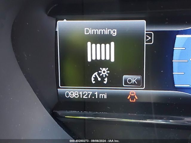 5LMJJ2JTXGEL08384 Lincoln Navigator Select