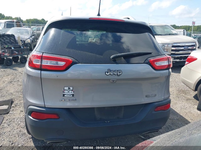 1C4PJMCS1HW647807 Jeep Cherokee Latitude 4x4