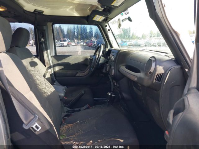 1C4BJWDGXHL607162 Jeep Wrangler Unlimited Sport 4x4