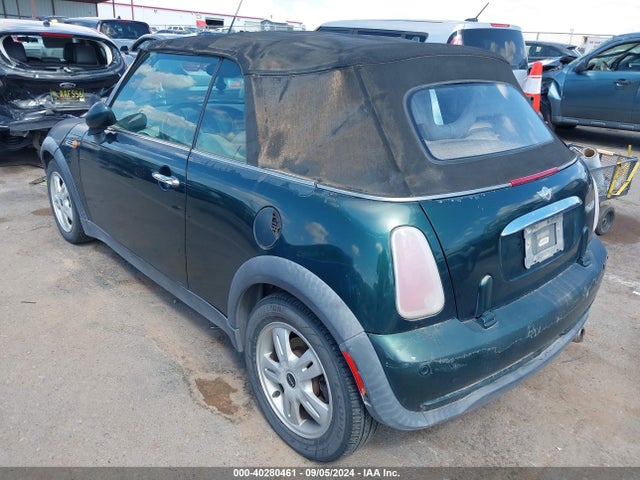 2005 MINI COOPER WMWRF33465TF61220 Photo 2
